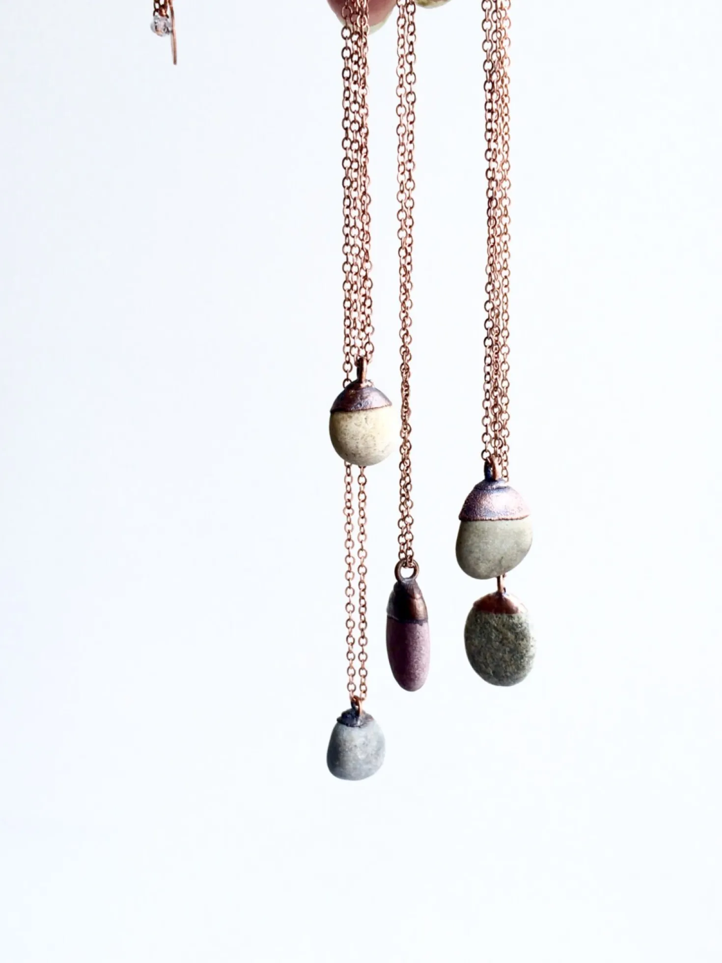 Beach pebble necklace | Raw stone necklace