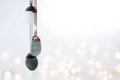 Beach pebble necklace | Raw stone necklace