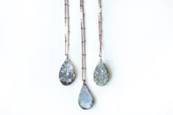 Druzy droplet necklace | Druzy crystal necklace